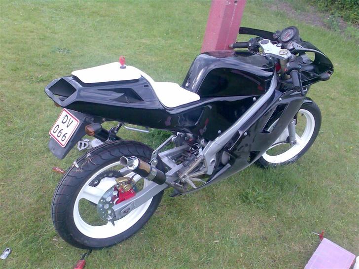 Cagiva Mito >SOLGT< billede 2