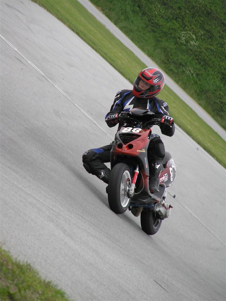 Piaggio NRG baneracer (SOLGT) - DM skærbæk billede 15