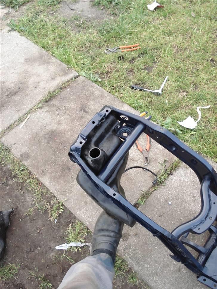 Piaggio mega stort zip projekt - har lige monteret tanken billede 12