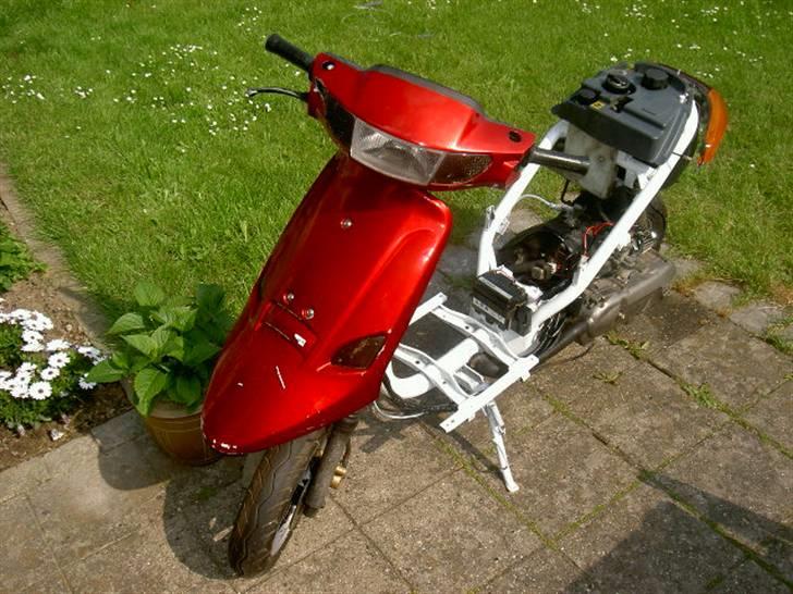 PGO Comet TIL SALG I DELE - den er samlet men er ved at skilde den af så den kan blive 100% færdig... billede 7