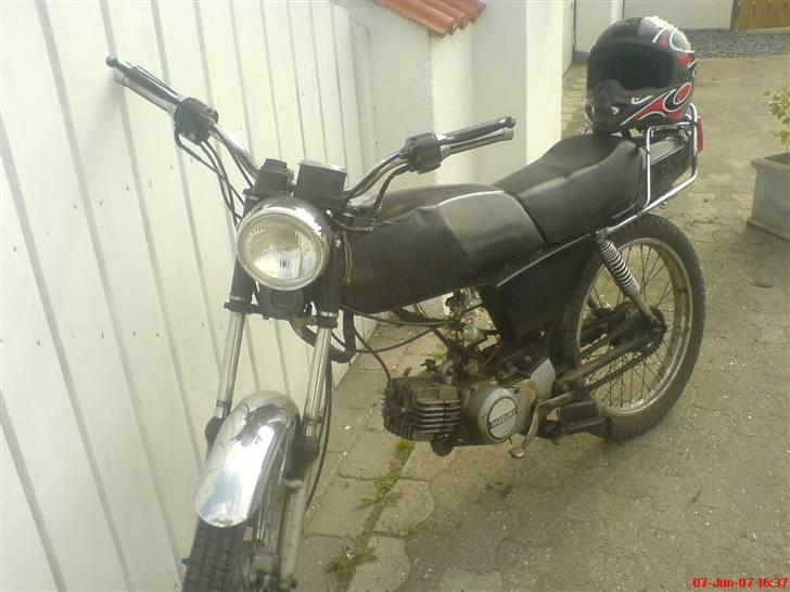 Suzuki samurai Dm50 Solg for 2kg billede 1