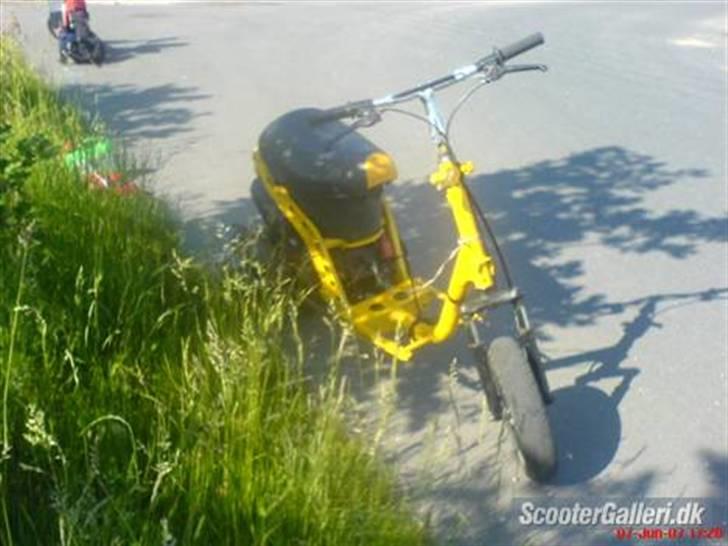 Piaggio zip //Solgt\\ billede 2