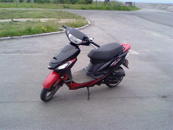 {{currentPhoto.altText}} billede {{currentPhoto.number}}