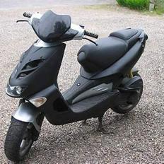 Aprilia Sr50 Ditech Solgt