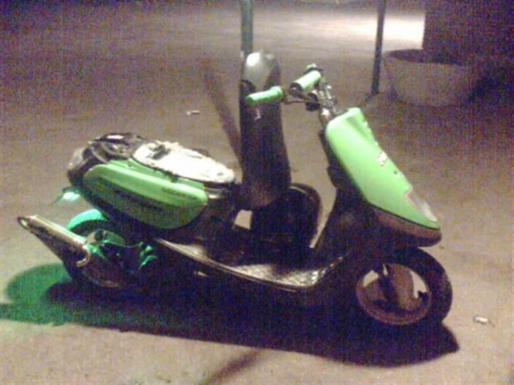 Yamaha jog space SOLGT billede 2