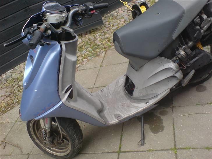 Derbi Hunter Manhattan - Før jeg malede og gjorde den i stand billede 1