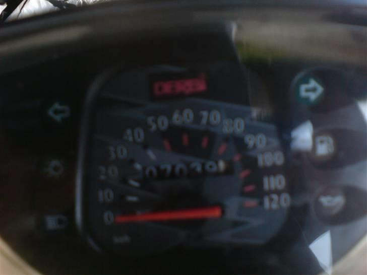 Derbi Hunter Manhattan - Før jeg malede og gjorde den i stand billede 4