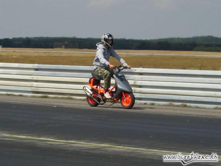 Yamaha jog Lc Solgt - Mark på min jog til dhs billede 2