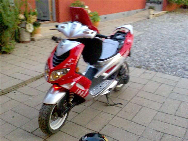 Peugeot Speedfight rally Victores billede 5