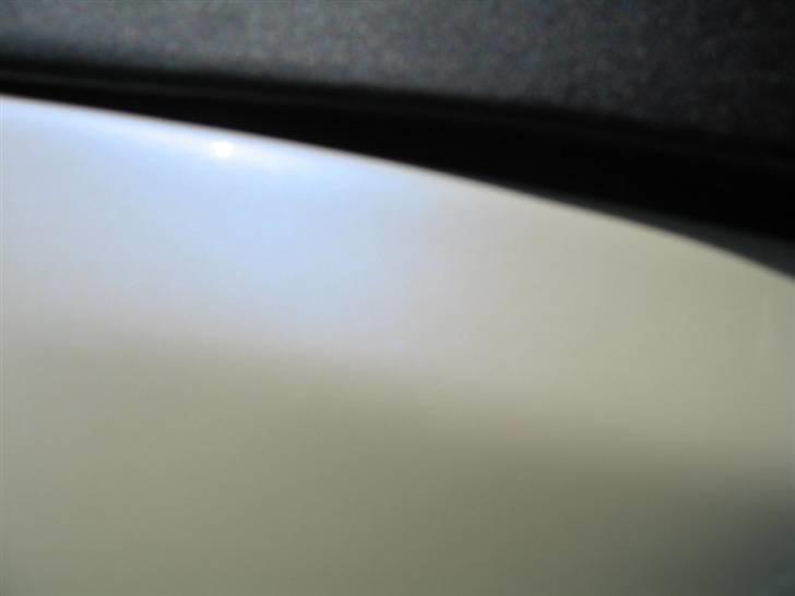 Aprilia Sonic - SOLGT - Cream hvid med blå perlemor. Man kan se hvordan farven skifter :) billede 12