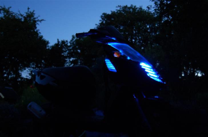 Aprilia Sonic--{The Blue Light}-- billede 3