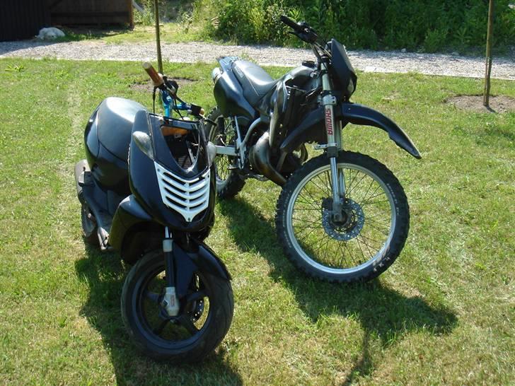 Aprilia sonic LC SOLGT - min sonic og min rmx billede 3