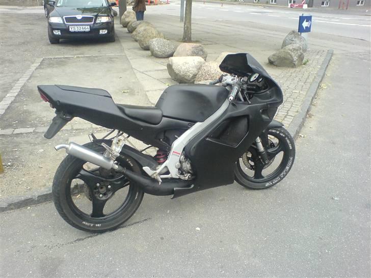 Aprilia RS 50 ** Byttet ** - set fra siden af. billede 9