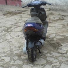 Aprilia Sonic The Black Pearl 