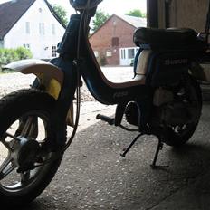 Suzuki FZ50 [solgt]