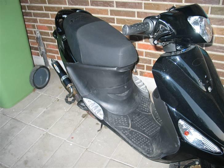 PGO Black magic billede 7