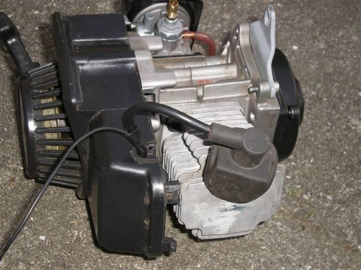 MiniBike pocketbike [SOLGT]   - xtra motor, af samme model :D billede 15