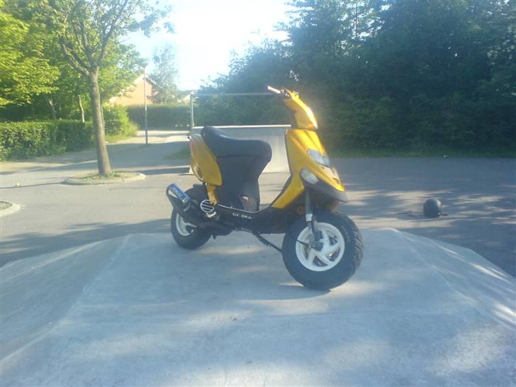 Gilera Stalker oX - tornhøj skolens ramper billede 8