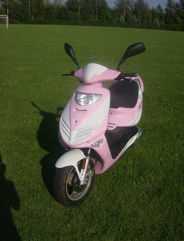 Adly Super Sonic TIL SALG billede 1