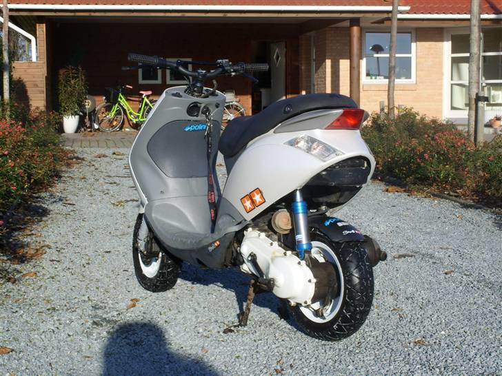 Piaggio New zip  - Efter den lille "makeover" billede 1