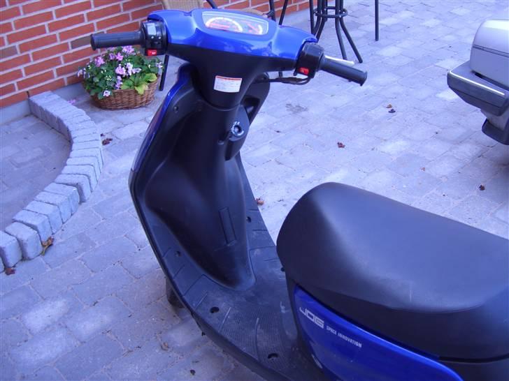 Yamaha jog space solgt - fra siden snart nye skjolde glder mig man billede 5