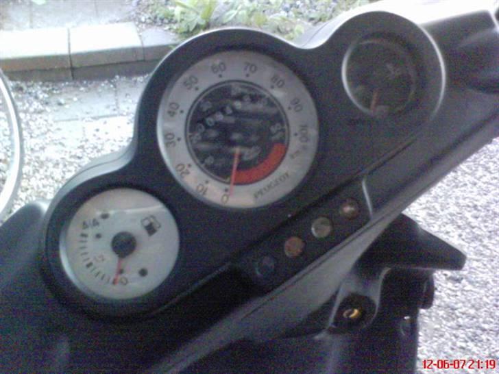 Peugeot Speedfight 2 LC DD (B/S) - Speedometeret  billede 2