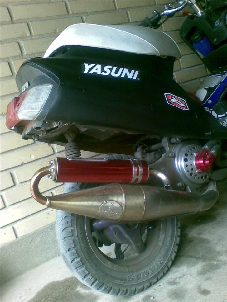 Yamaha Jog fs lc SOLGT - som den står nu med matsorte skjolde billede 1
