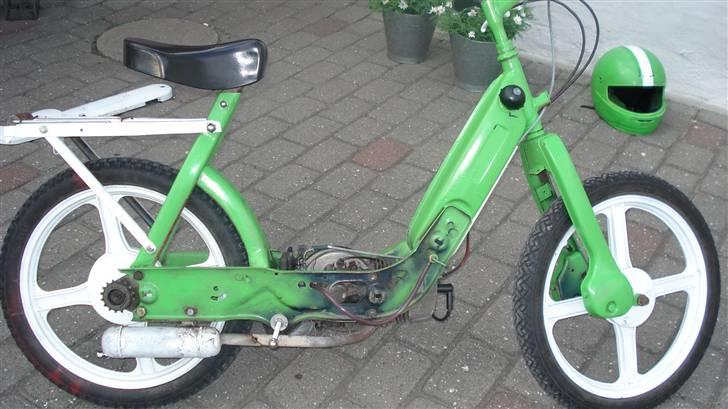 Vespa caio SOLGT billede 5