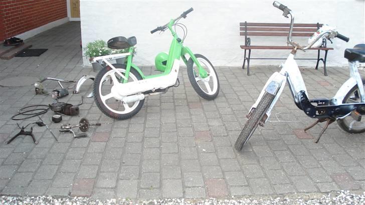 Vespa caio SOLGT billede 7