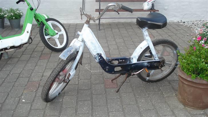 Vespa caio SOLGT billede 8