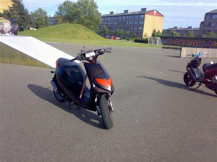 Suzuki Estilete billede 1