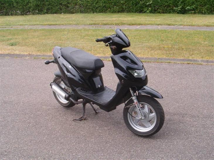 {{currentPhoto.altText}} billede {{currentPhoto.number}}