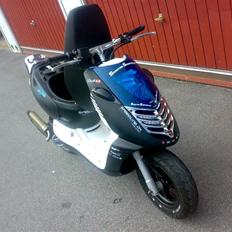 Aprilia Sonic AC