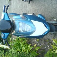 Aprilia sonic: Byttet*