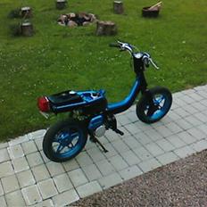 Suzuki FZ50
