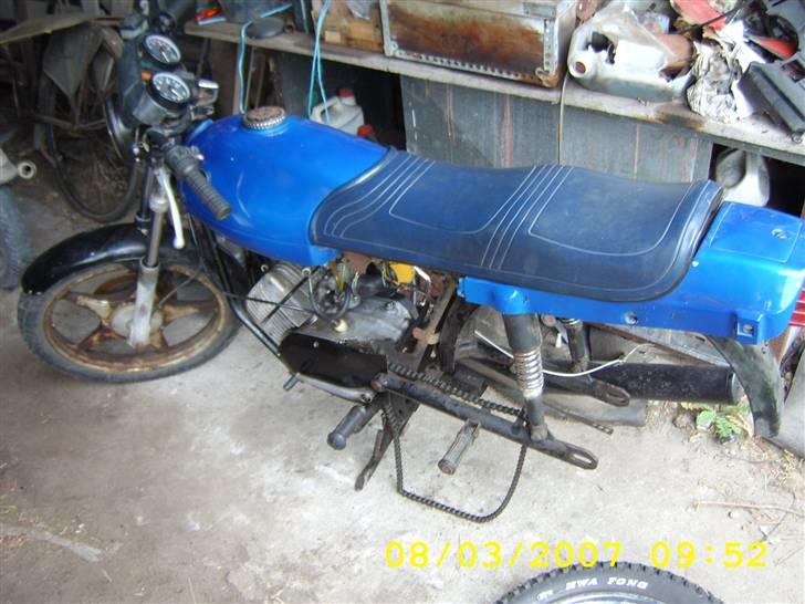 Puch Cobra M80 *TIL SALG* - Jeg er ved at lave bagdæk+bremser. billede 1