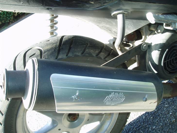 Yamaha jog r solgt:( - da jeg lige havde fået den  billede 3