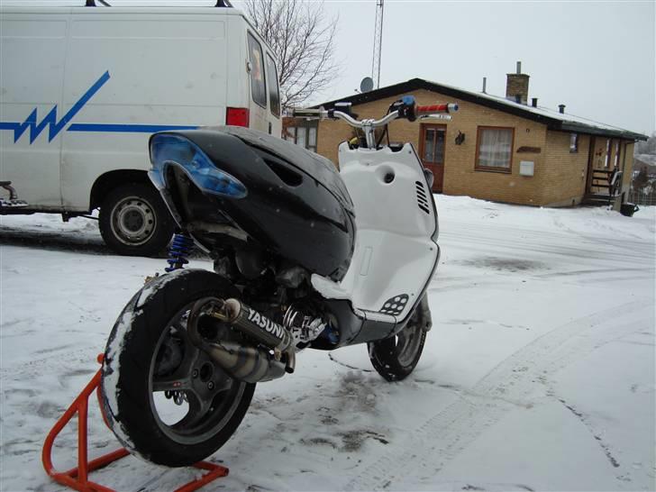 Aprilia Sonrox |XPT|™ VÆK - Nyt i sneen :) billede 3