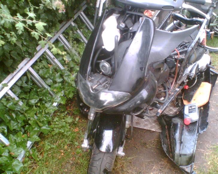 Gilera runner LC DD *byttet* - ser forfærdeligt ud, men hun er samlet inde for 15min. billede 8