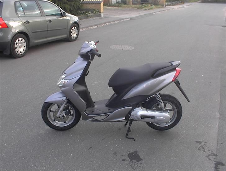 Suzuki .   scooter jeg har haft. - solg for 9000kr billede 14