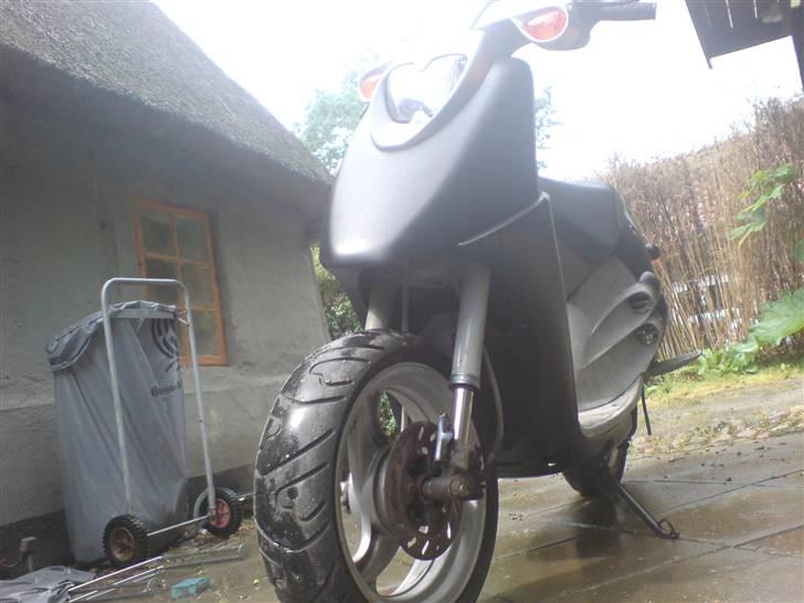 Derbi Hunter Manhattan - Efter jeg malede og gjorde den i stand billede 9