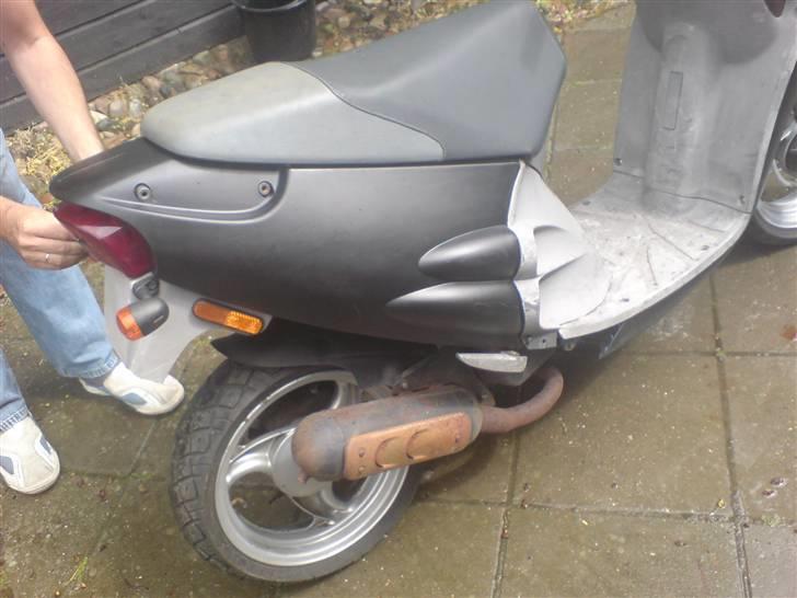 Derbi Hunter Manhattan - Efter jeg malede og gjorde den i stand billede 11