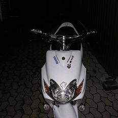 Yamaha Jog R Projekt DSS