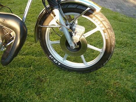 Yamaha  Fs-1 4 Gear DX SOLGT!! - Her kan du se min Højglanspolerede original bremsecaliper, også ligeee min fede alu sut :p billede 6