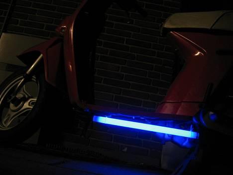 Honda Melody Mini NT50 - gamle neon billede 6