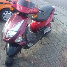 PGO DR. BIG solgt for 2700 kr