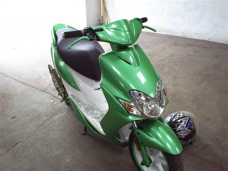 Yamaha Jog R (Efter) SOLGT(9000) billede 3