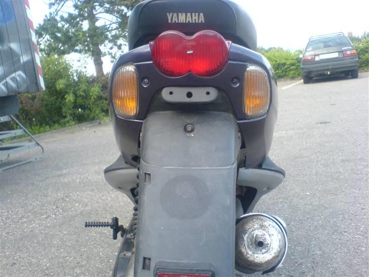 Yamaha neos  SOLGT - Bag skjoldet bliver kappet af. billede 7