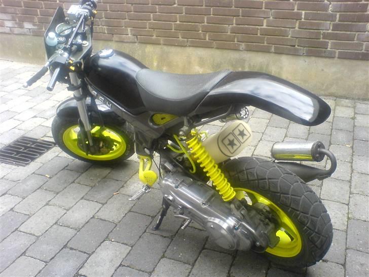 Suzuki Street Magic - SOLGT billede 8