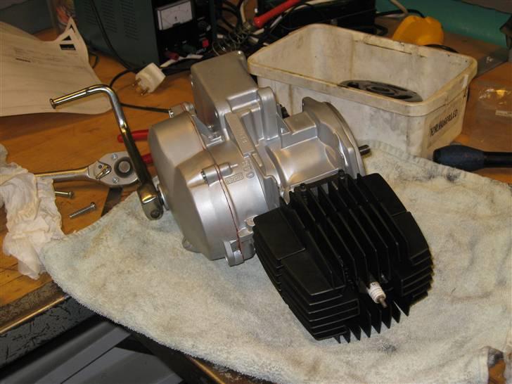 Puch Maxi Solgt - Motoren billede 2